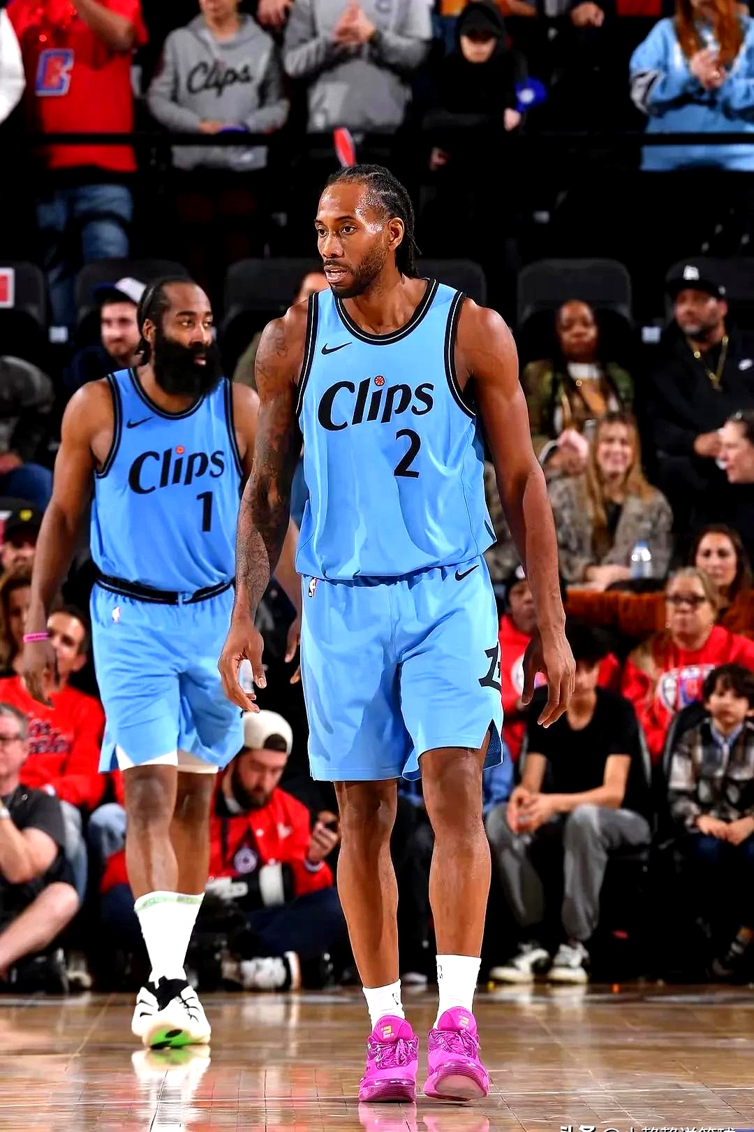 包含费耶诺德迎NBA季后赛关键赛,国际比赛日回应争议,话题不断,阵容厚度经受考验的词条 包含费耶诺德迎NBA季后赛关键赛,国际比赛日回应争议,话题不断,阵容厚度经受考验的词条